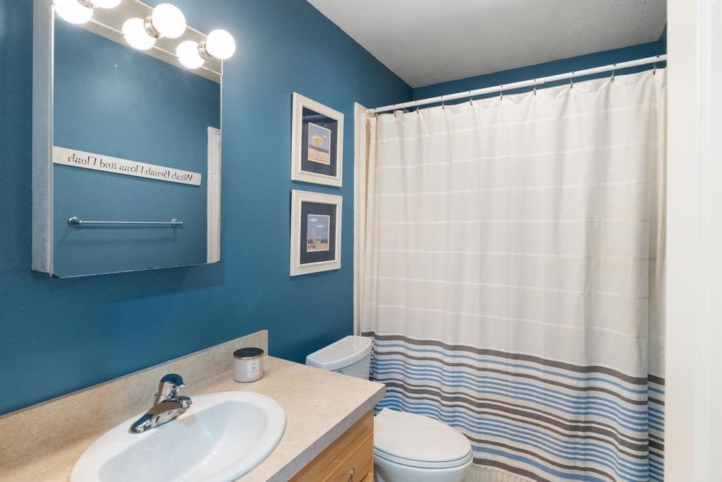 1045 Owen Drive Petoskey MI 49770