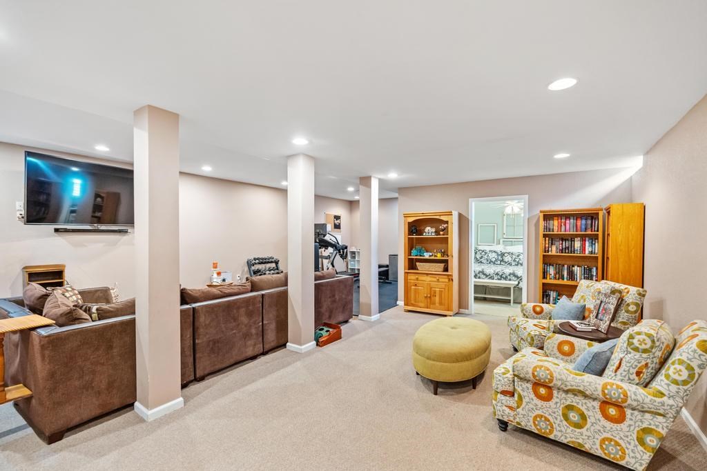 1045 Owen Drive Petoskey MI 49770