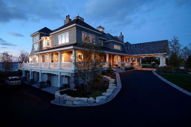 4050 Peninsula Drive Bay Harbor MI 49770