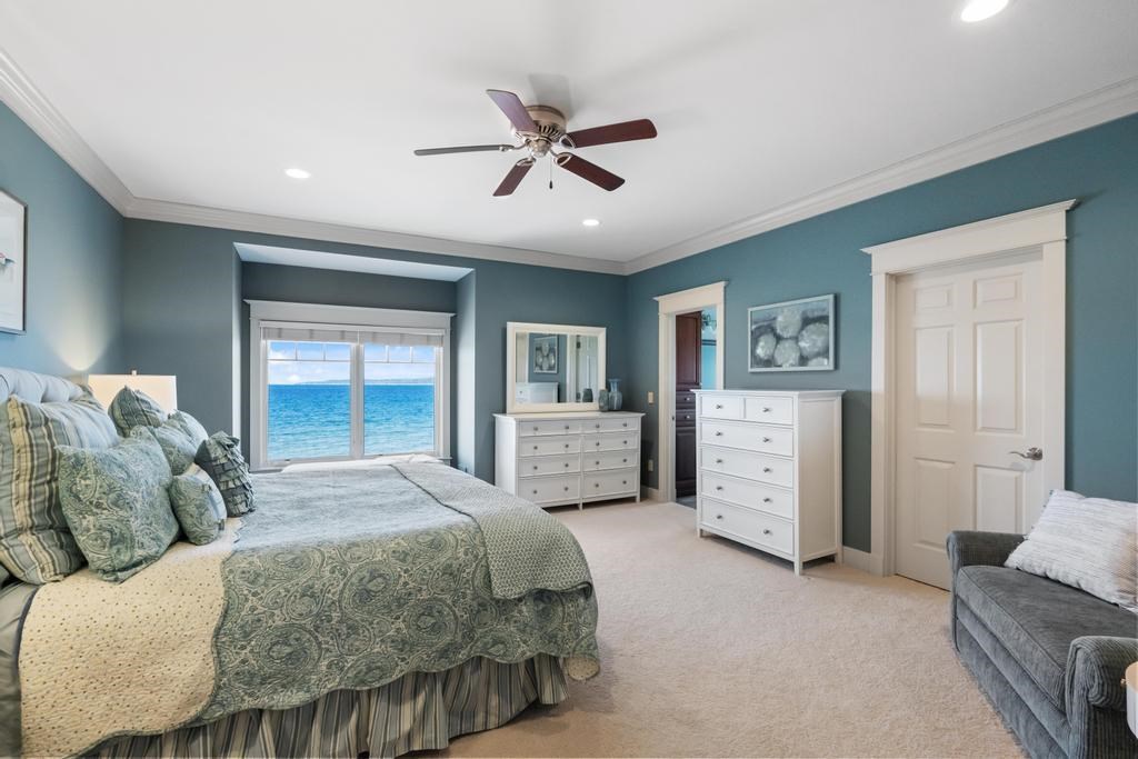 4050 Peninsula Drive Bay Harbor MI 49770