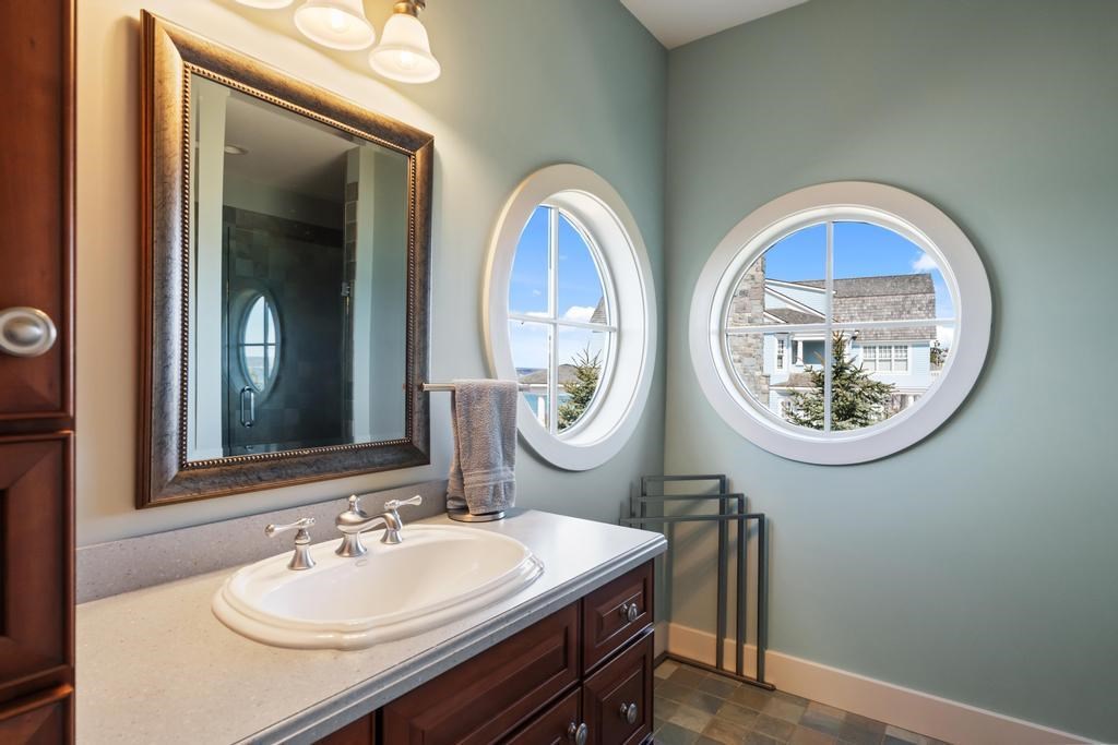 4050 Peninsula Drive Bay Harbor MI 49770