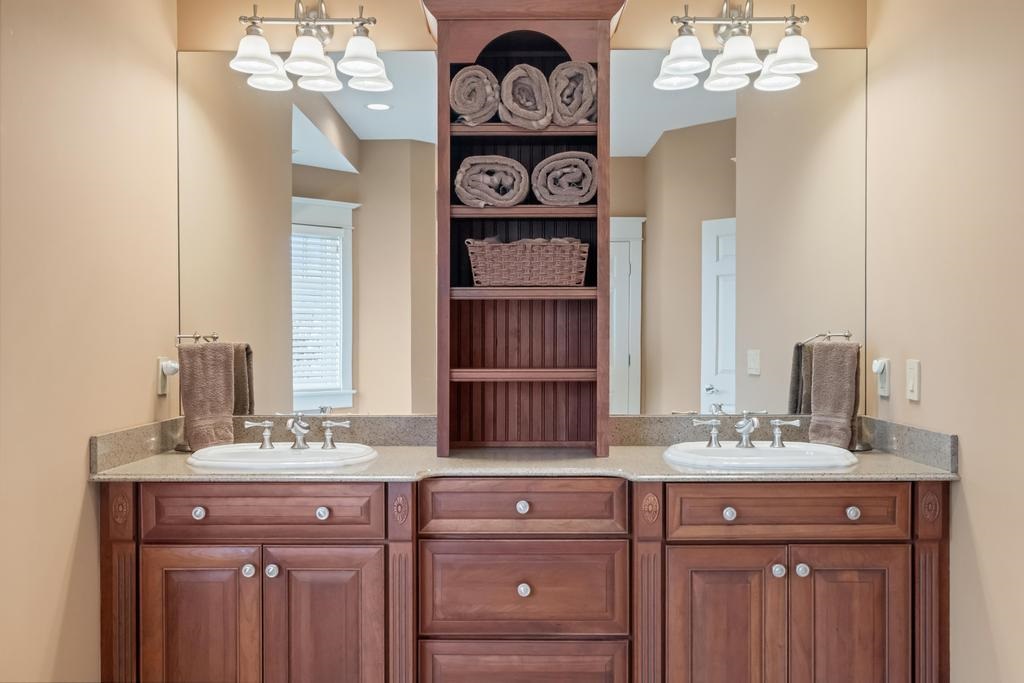 4050 Peninsula Drive Bay Harbor MI 49770