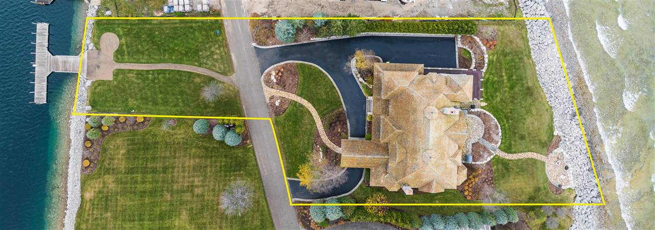 4050 Peninsula Drive Bay Harbor MI 49770