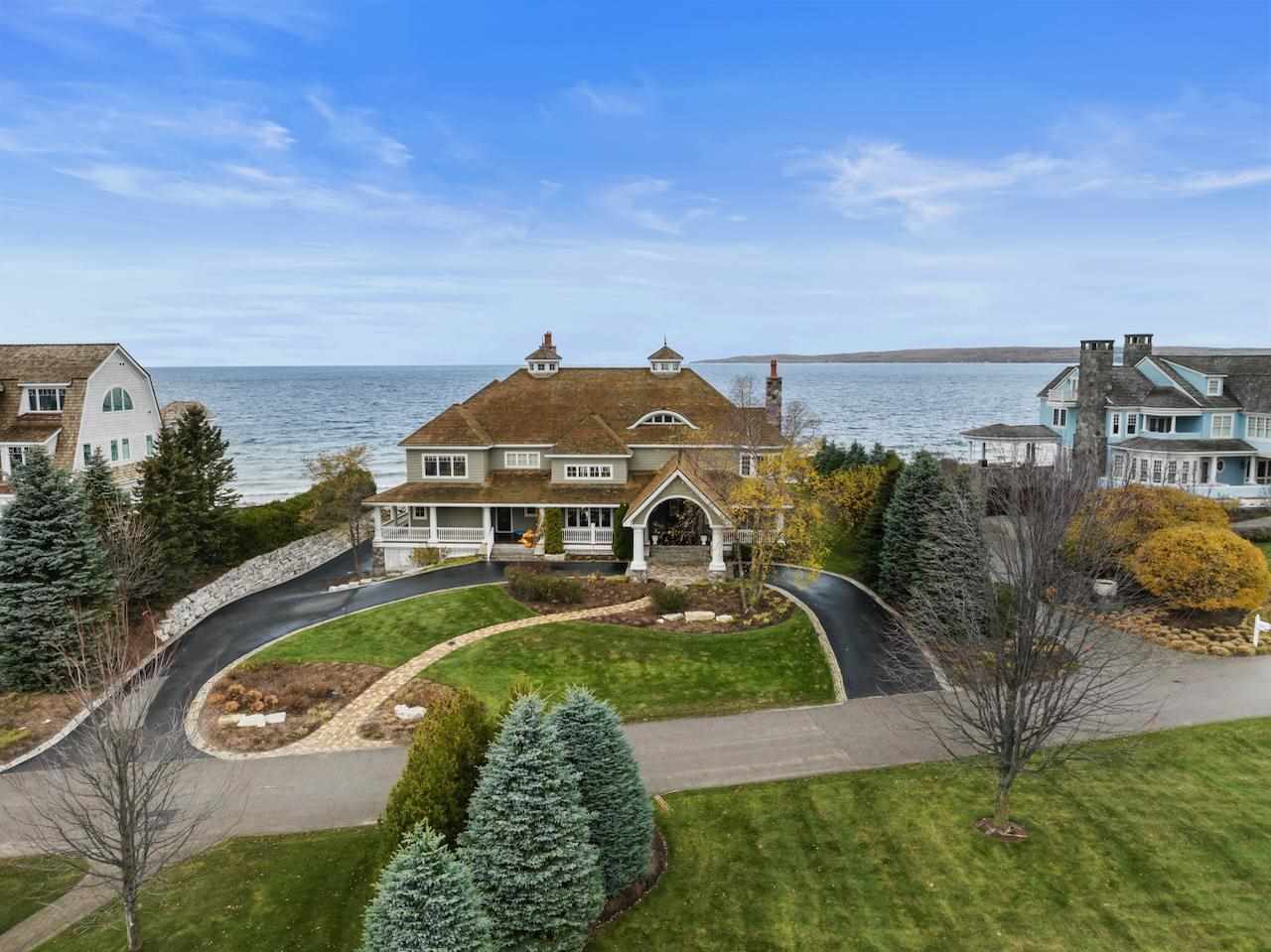 4050 Peninsula Drive Bay Harbor MI 49770
