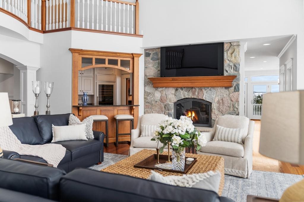4050 Peninsula Drive Bay Harbor MI 49770