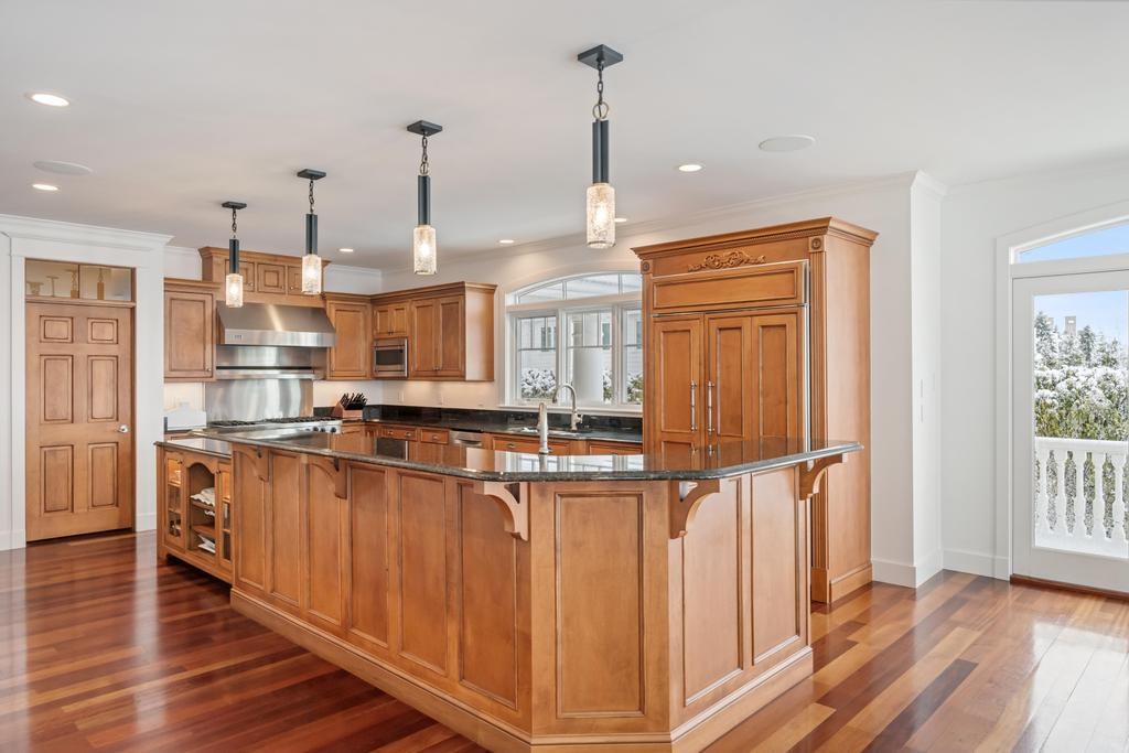 4050 Peninsula Drive Bay Harbor MI 49770