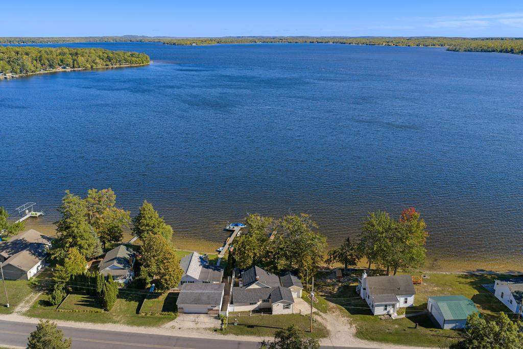 6688 Paradise Trail Carp Lake MI 49718