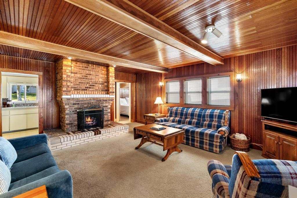 6688 Paradise Trail Carp Lake MI 49718