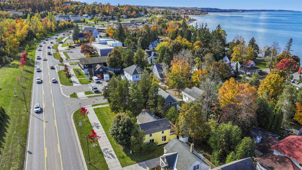 1 Rosedale Avenue Petoskey MI 49770