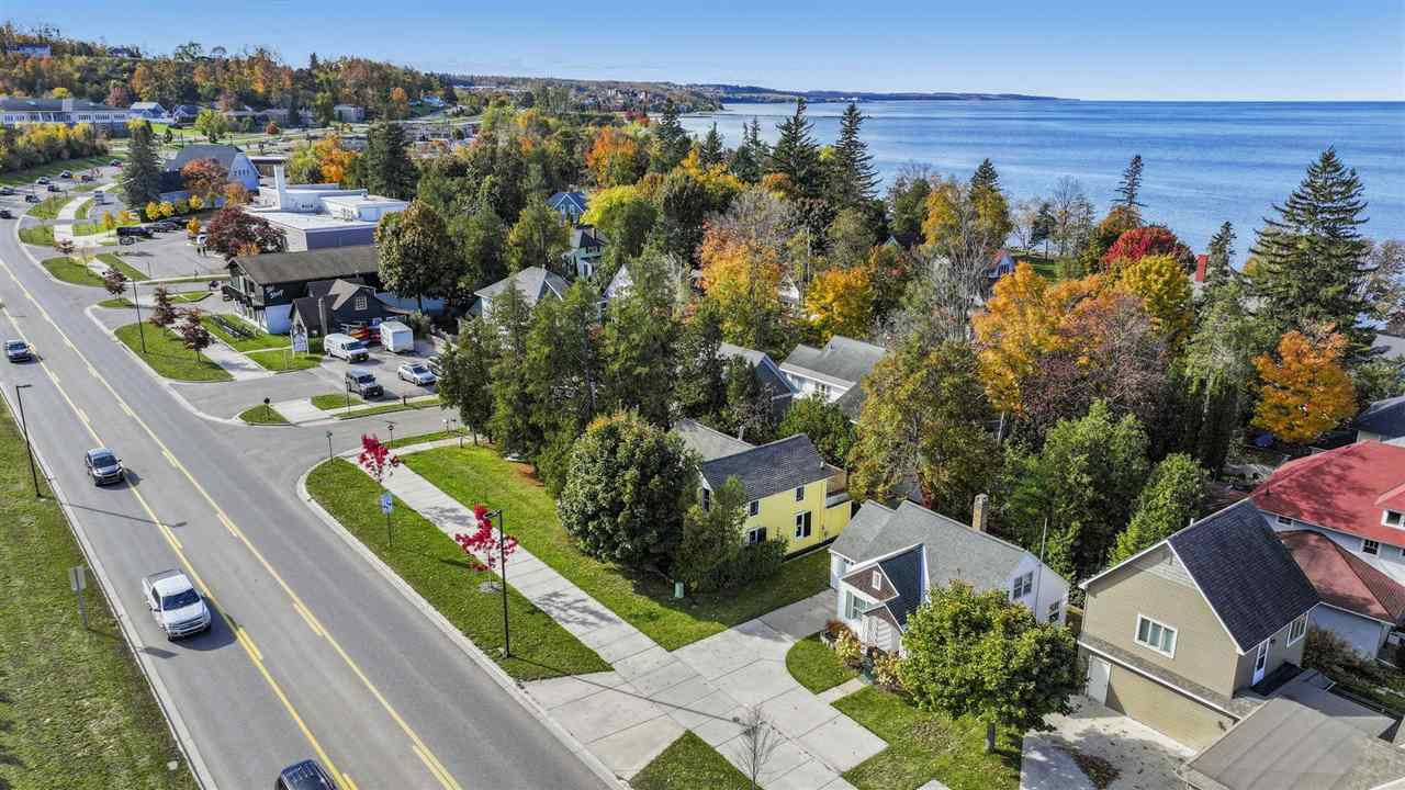 1 Rosedale Avenue Petoskey MI 49770