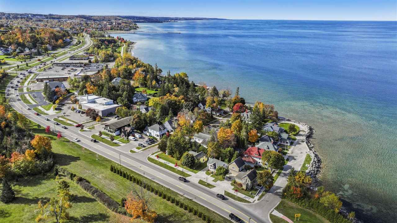 1 Rosedale Avenue Petoskey MI 49770