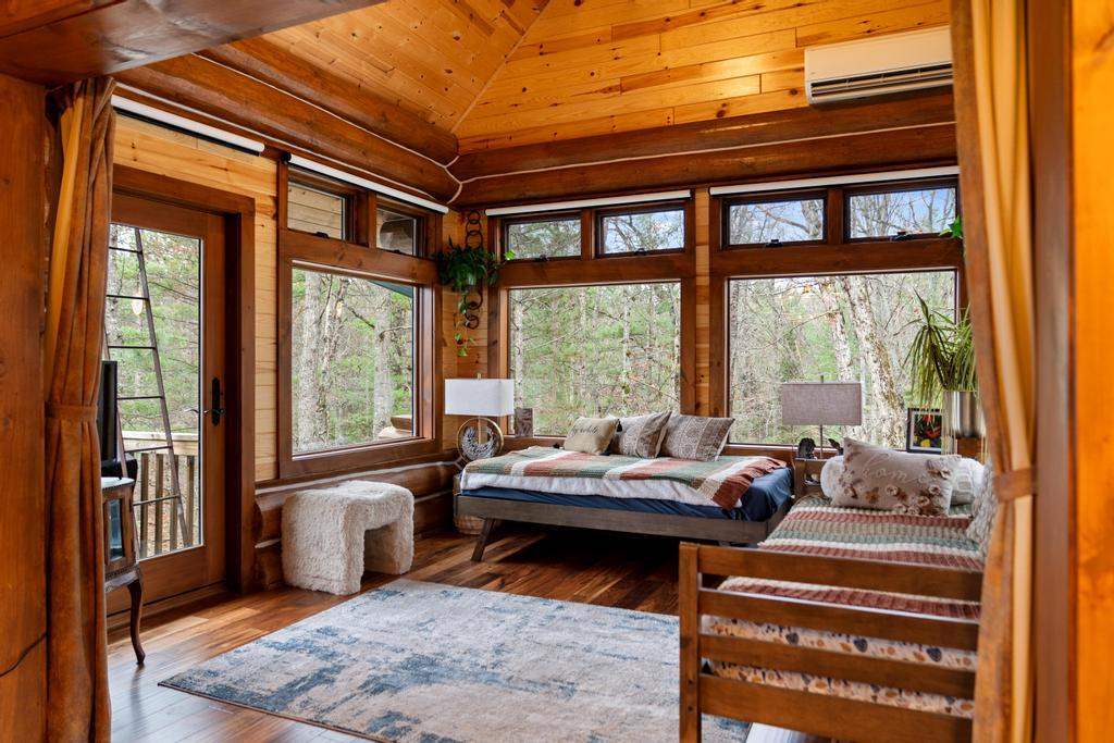 6275 Cut Off Road Afton MI 49705