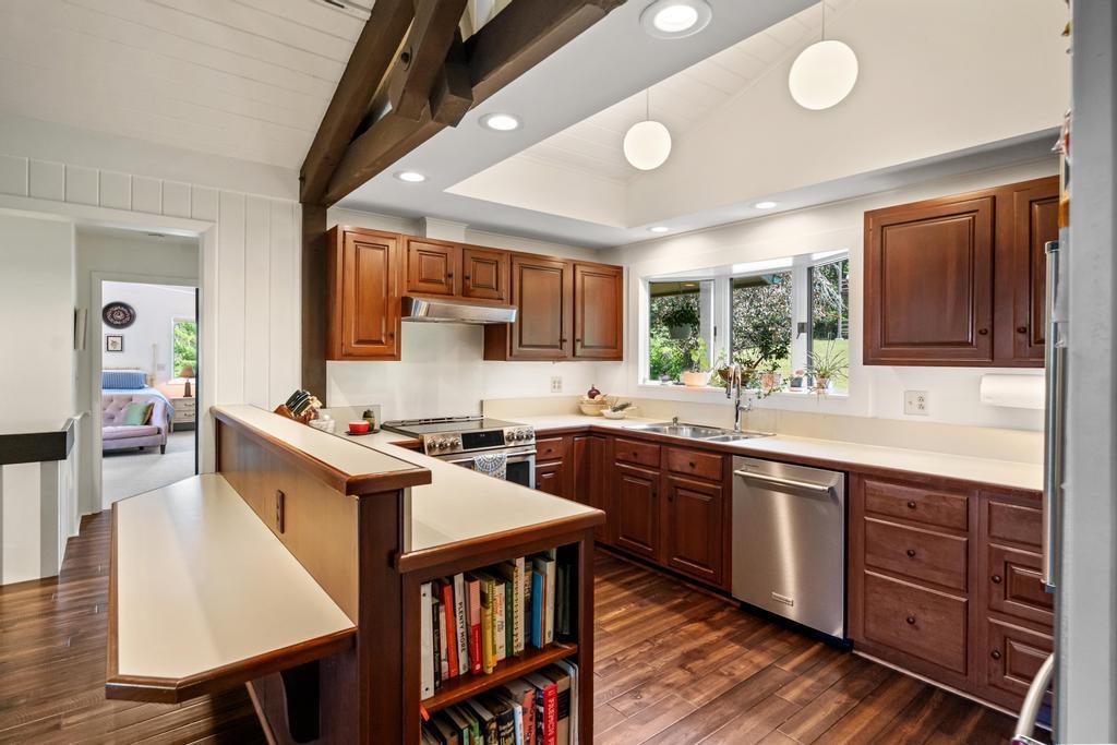 121 Hill Drive Harbor Springs MI 49740