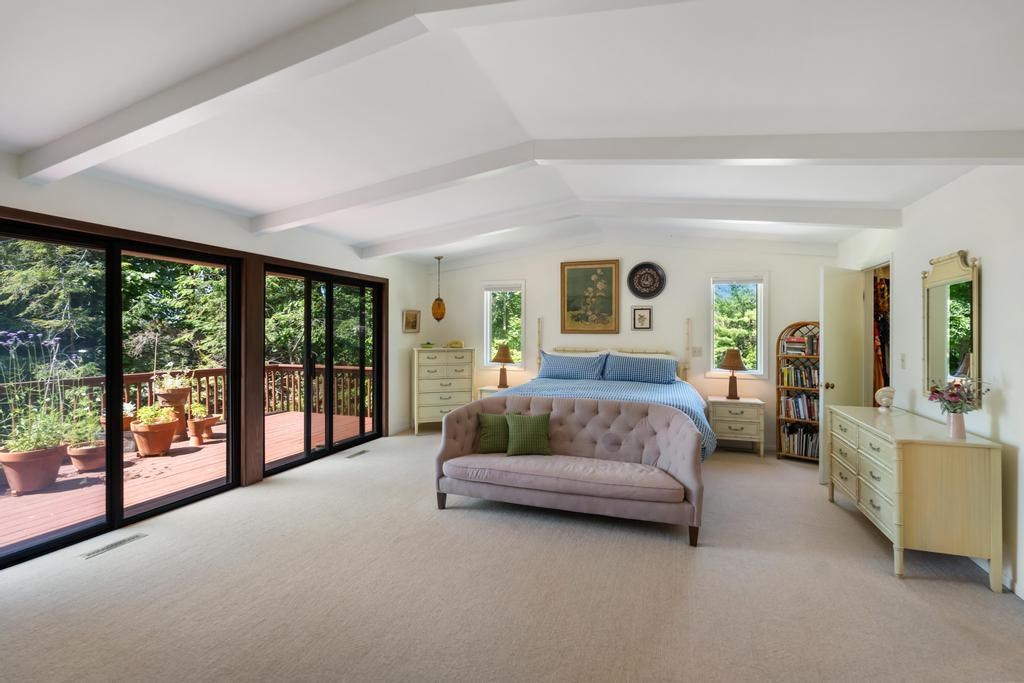 121 Hill Drive Harbor Springs MI 49740