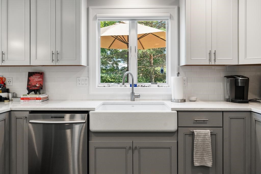 100 Terrace Charlevoix MI 49720