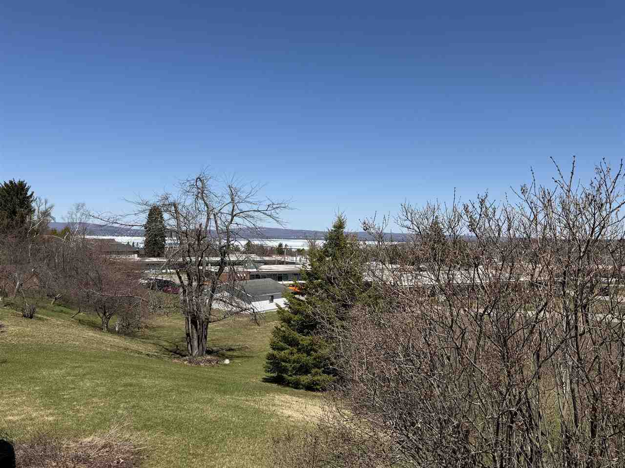 1415 Highland Drive Petoskey MI 49770