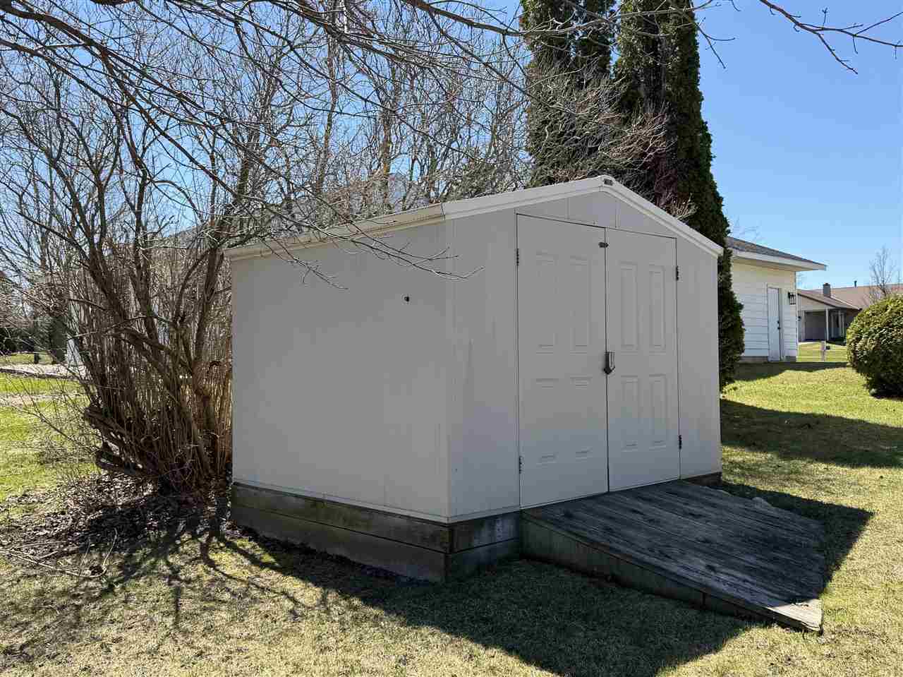 1415 Highland Drive Petoskey MI 49770