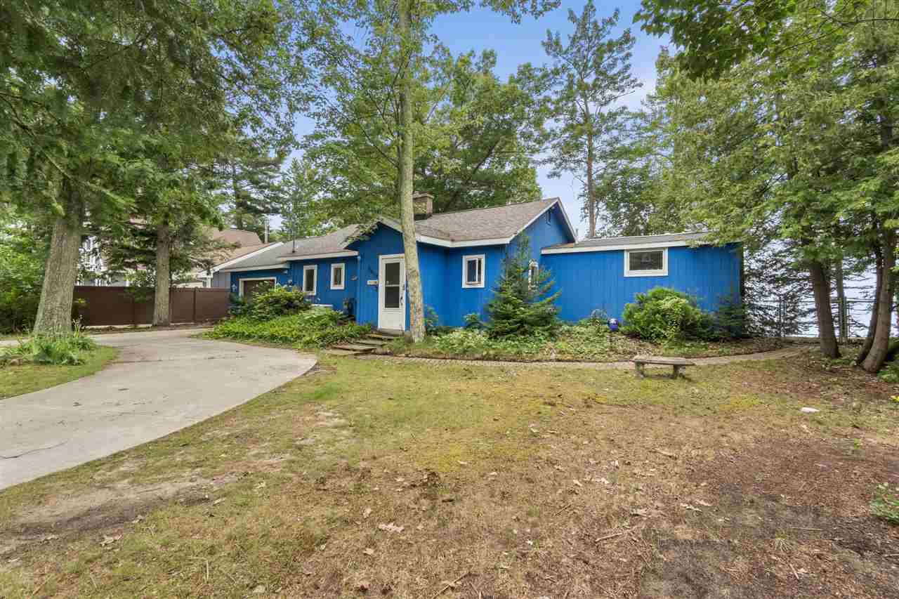 5628 Mackenzie Drive Kewadin MI 49648