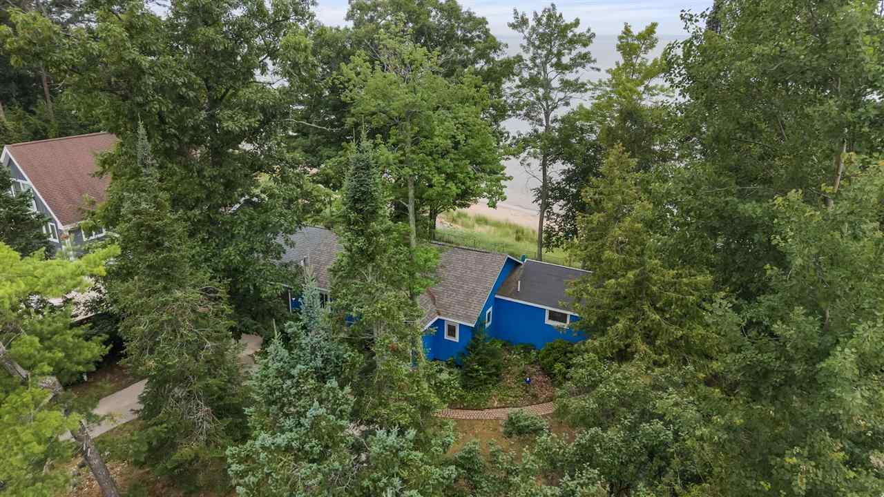 5628 Mackenzie Drive Kewadin MI 49648