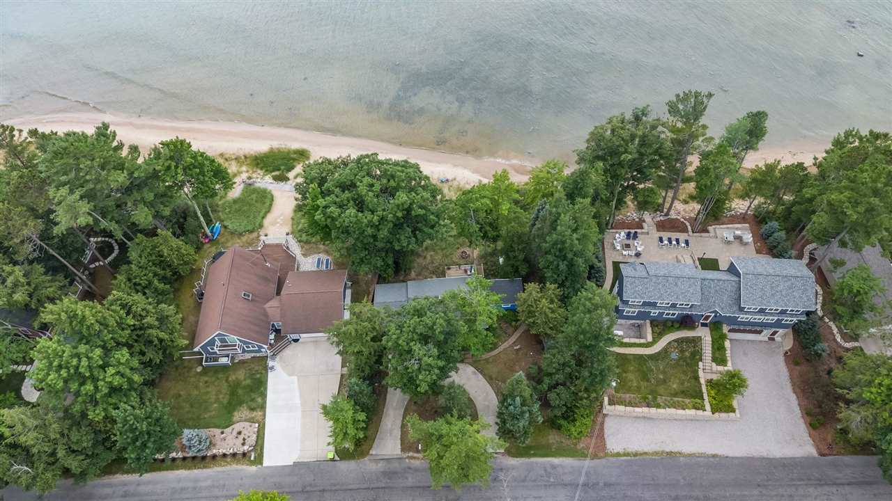 5628 Mackenzie Drive Kewadin MI 49648