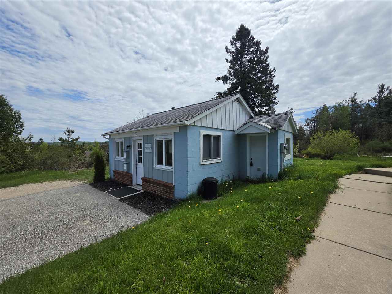 1934 E Mitchell Road Petoskey MI 49770