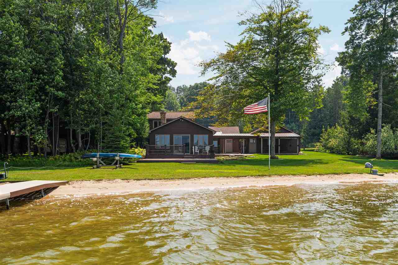 9669 Trails End Road Petoskey MI 49770
