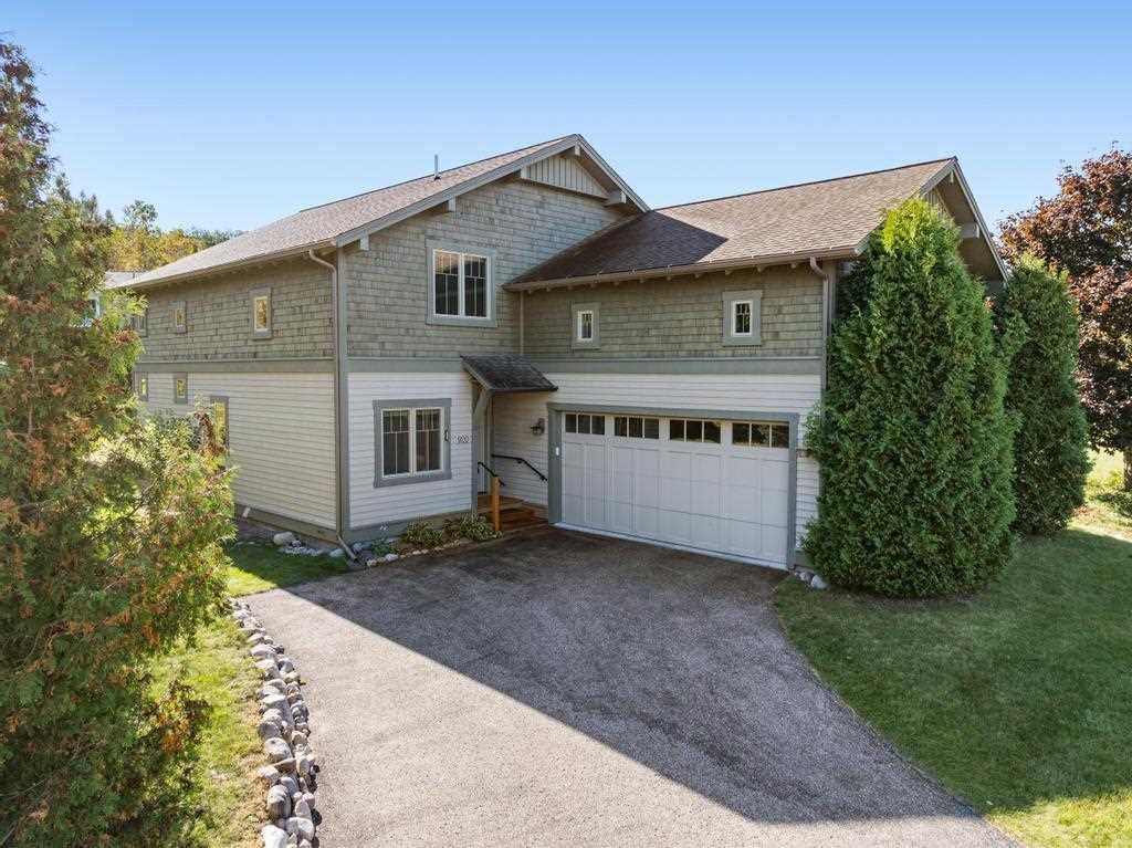 920 & 924 Arlington Avenue Petoskey MI 49770