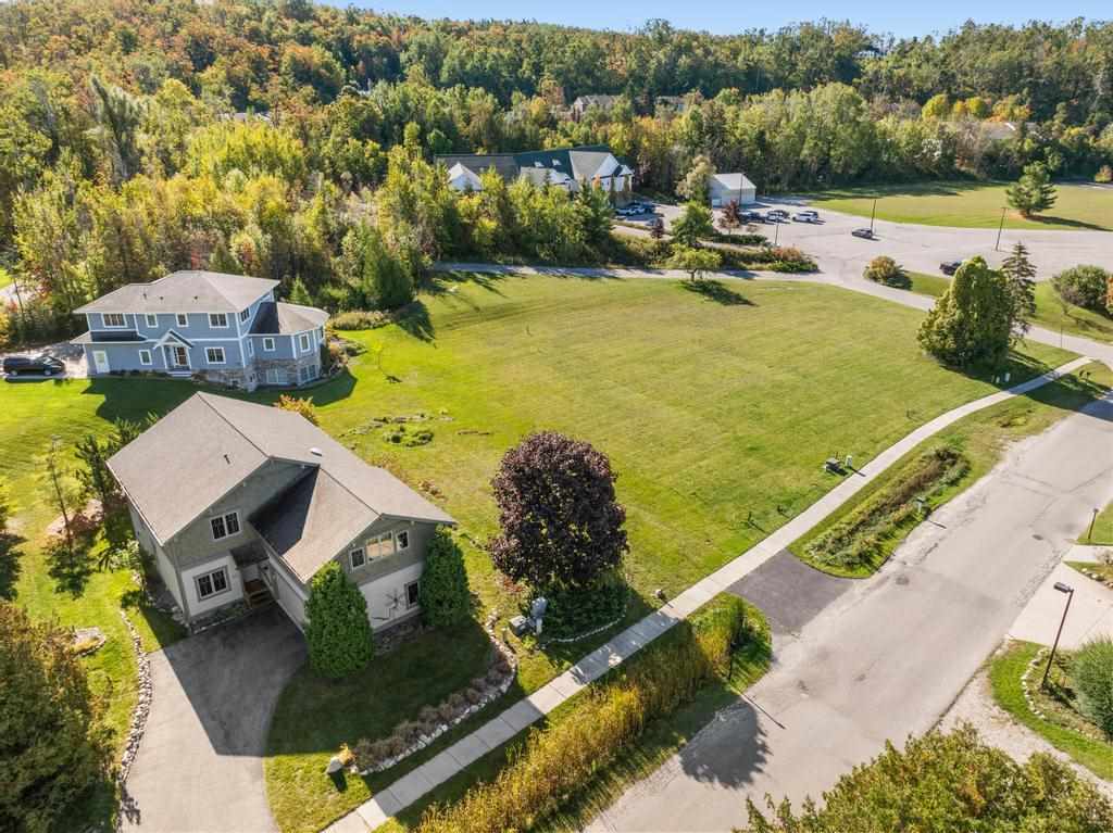 920 & 924 Arlington Avenue Petoskey MI 49770