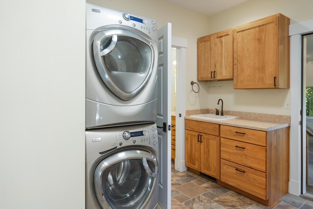 920 & 924 Arlington Avenue Petoskey MI 49770