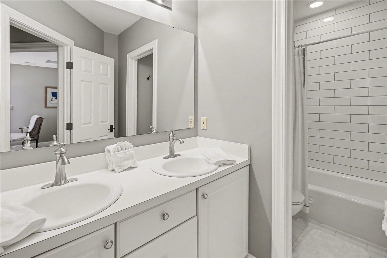 1838 Bluff's Edge Harbor Springs MI 49740