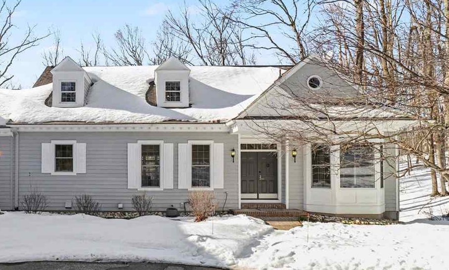 1838 Bluff's Edge Harbor Springs MI 49740