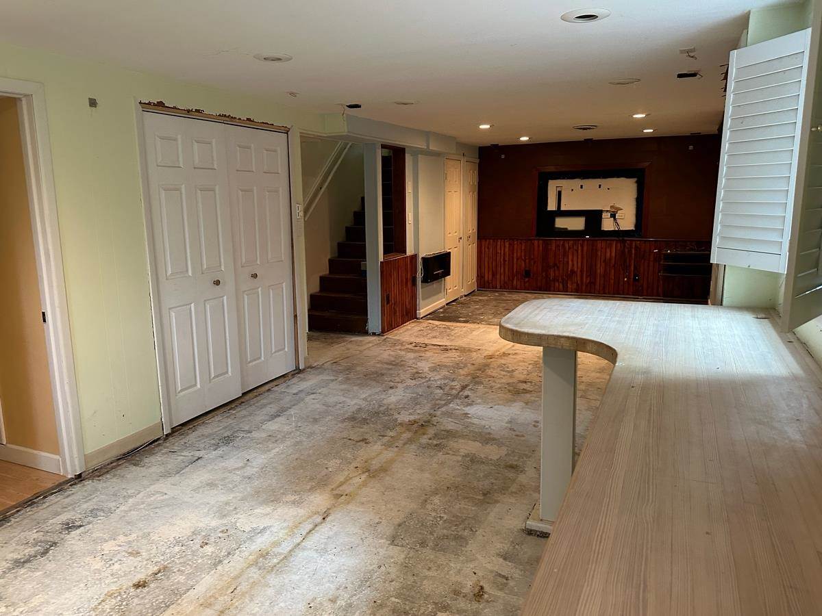 6393 Center Road Traverse City MI 49686