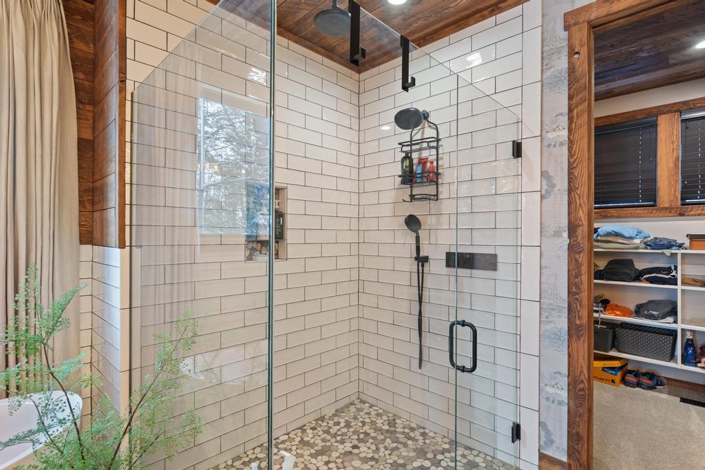 2342 Eagle Island Road Boyne City MI 49712