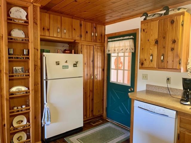 9412 Six Mile Lake Road Ellsworth MI 49729