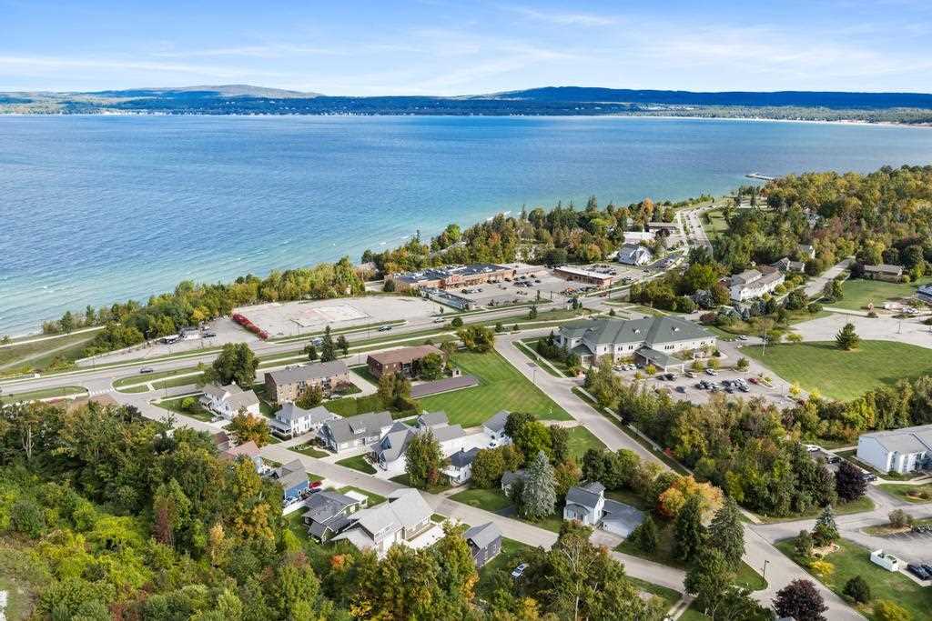 148 Beaubien Petoskey MI 49770