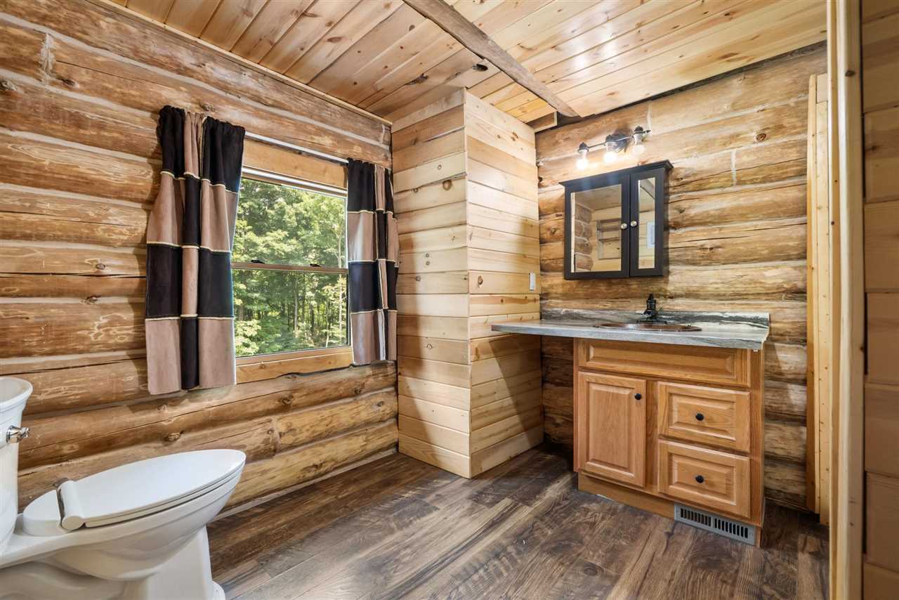 750 E Lakeview Road Levering MI 49755