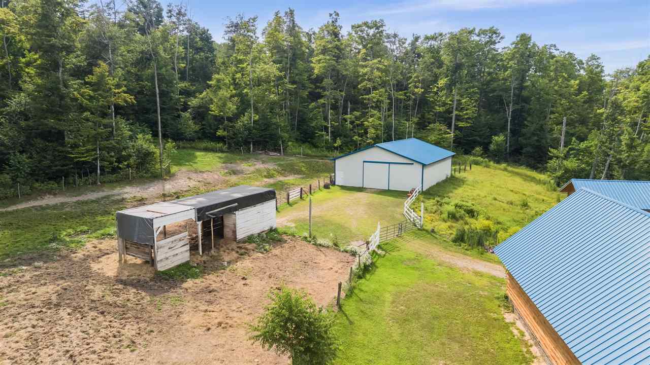 750 E Lakeview Road Levering MI 49755