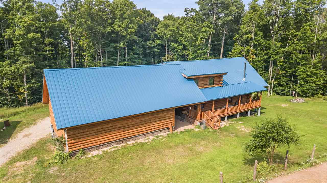 750 E Lakeview Road Levering MI 49755