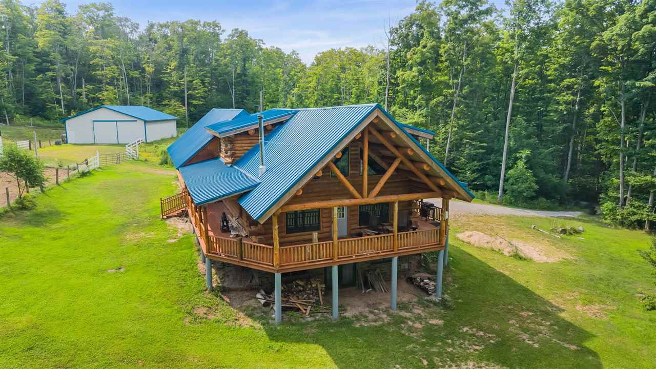 750 E Lakeview Road Levering MI 49755