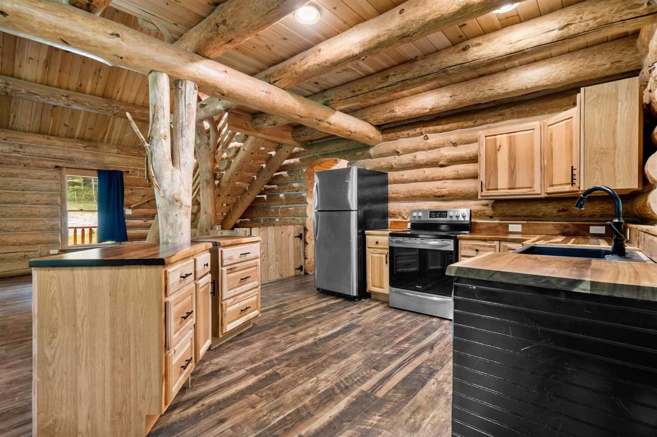 750 E Lakeview Road Levering MI 49755