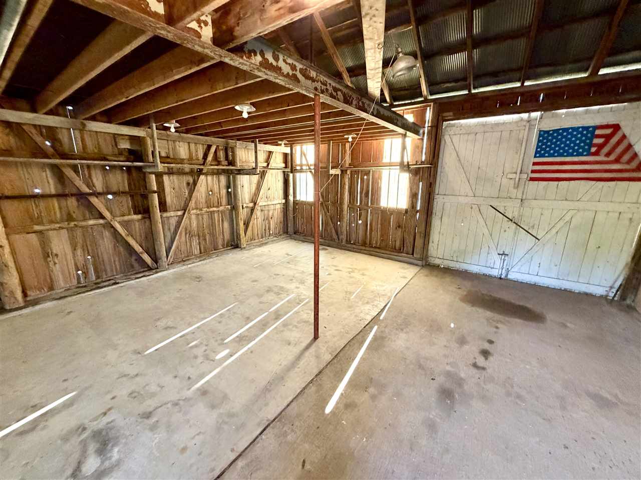 6592 S Us 31 Charlevoix MI 49720