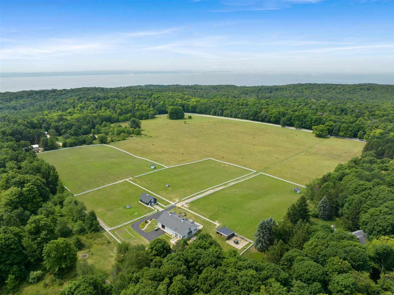 6135 Hughston Road Harbor Springs MI 49740