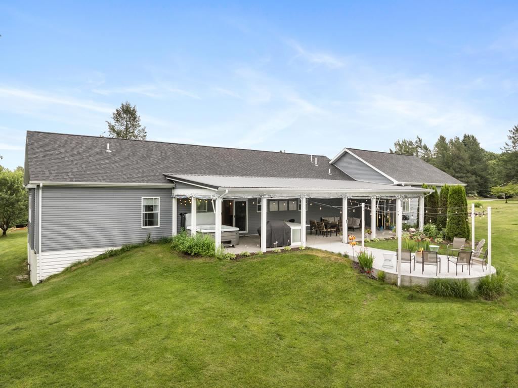 290 Skyline Drive Petoskey MI 49770