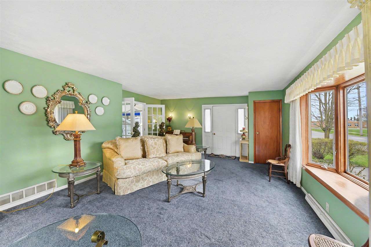 404 May Street Charlevoix MI 49720