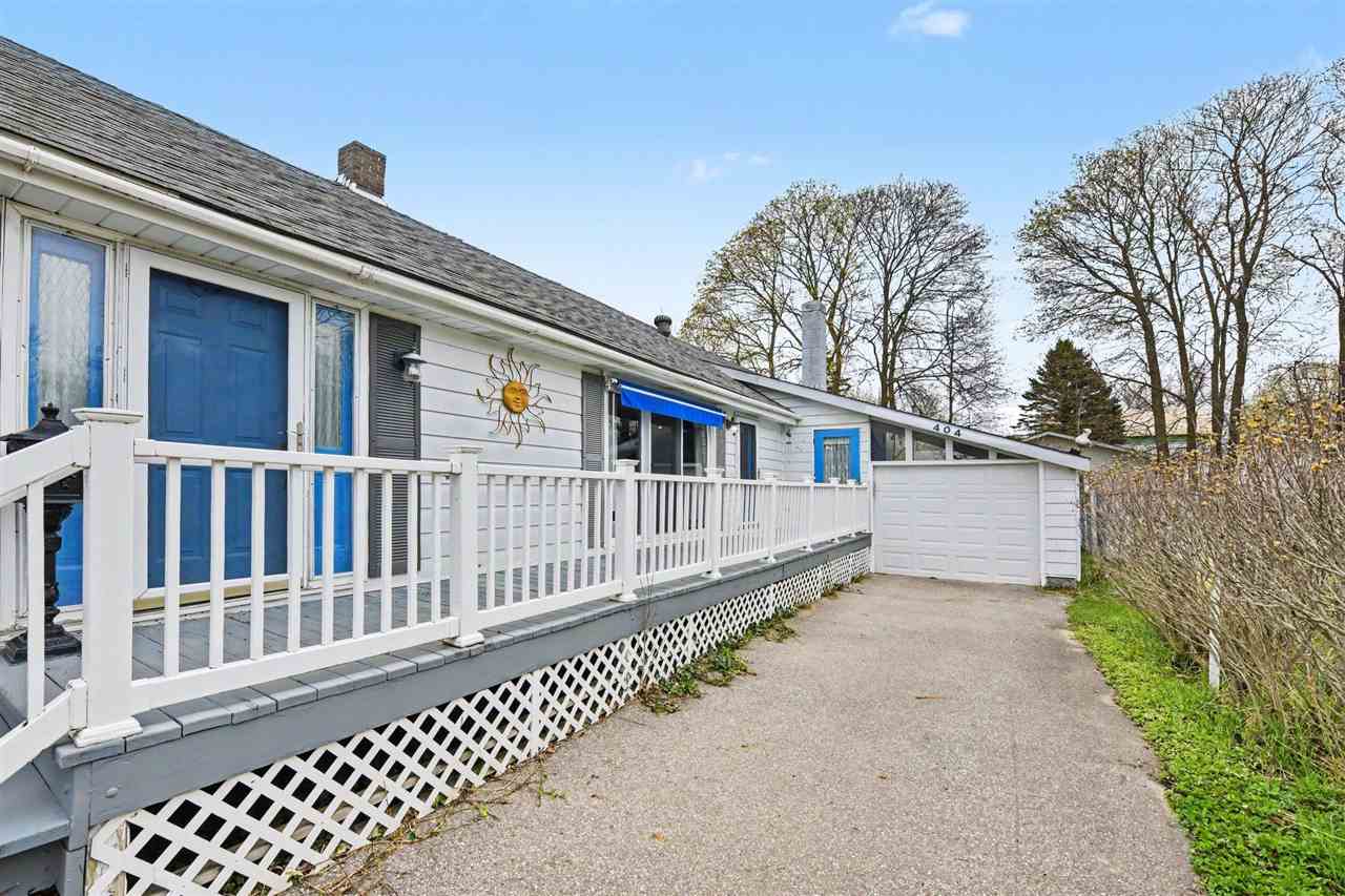 404 May Street Charlevoix MI 49720