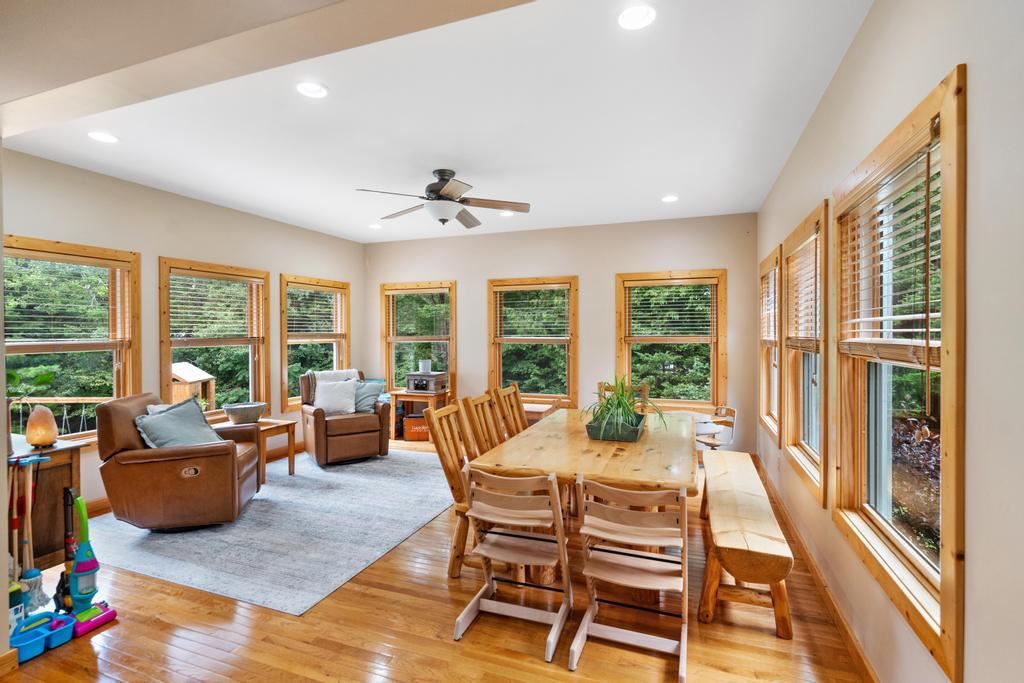 1520 Valley Drive Mackinaw City MI 49701