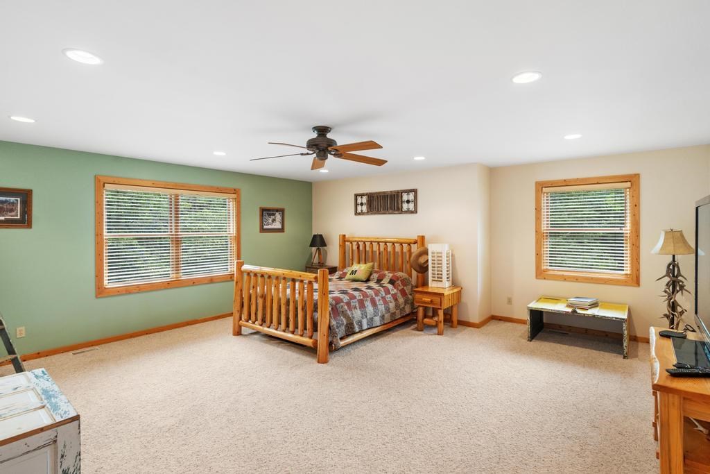 1520 Valley Drive Mackinaw City MI 49701