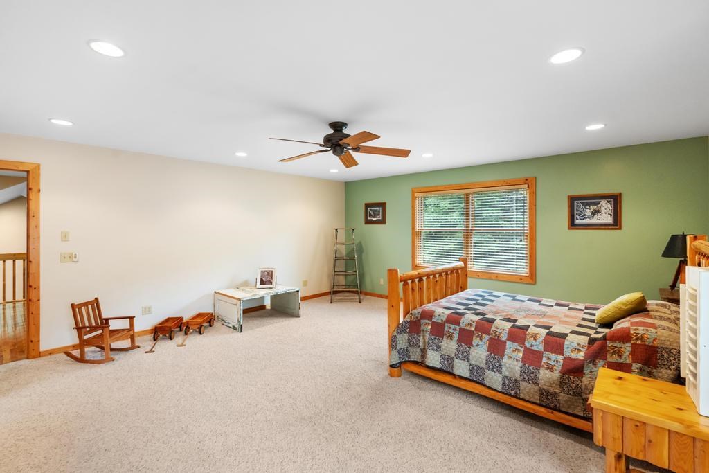 1520 Valley Drive Mackinaw City MI 49701