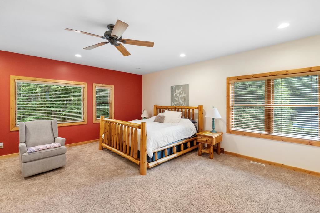 1520 Valley Drive Mackinaw City MI 49701