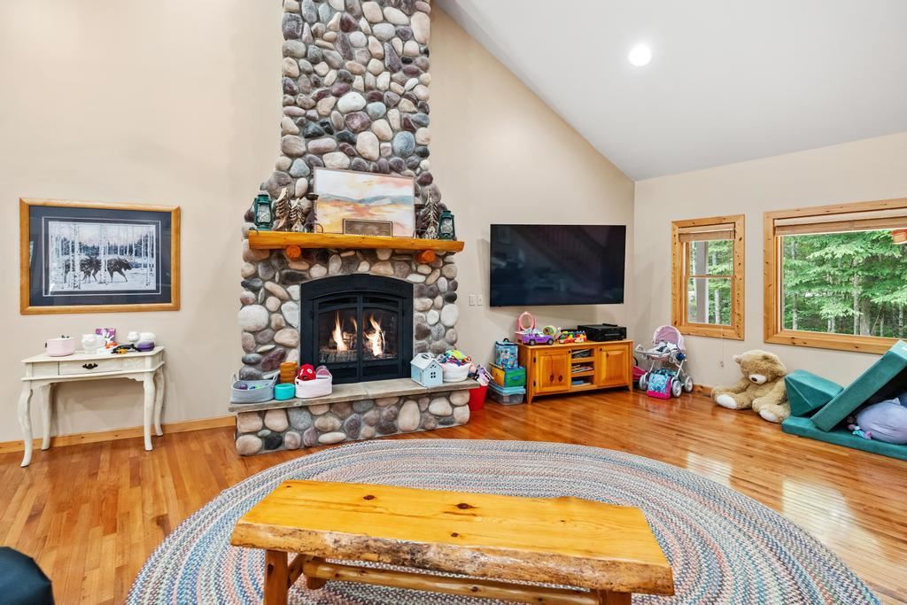1520 Valley Drive Mackinaw City MI 49701